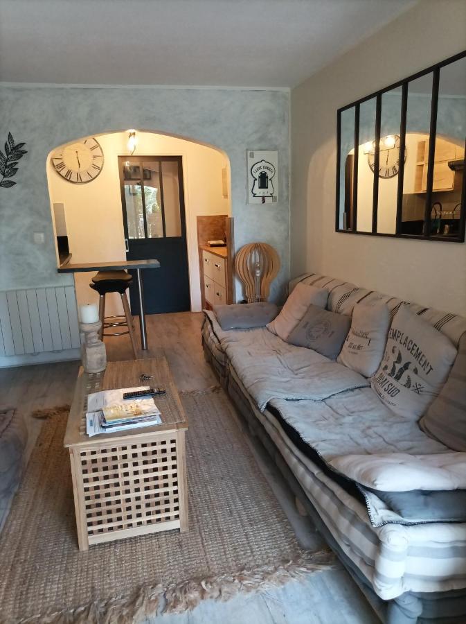 Escapade Cocooning Residence Avec Piscine/Tennis Fréjus Eksteriør billede